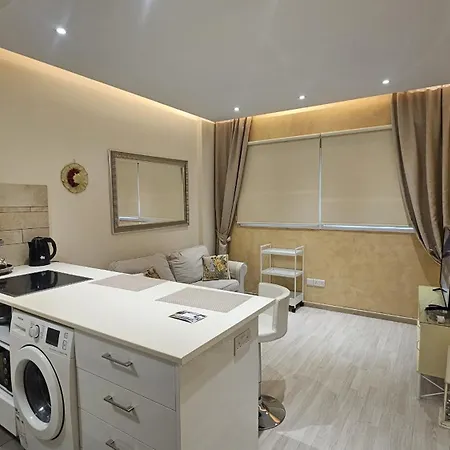 Apartment Fantasia